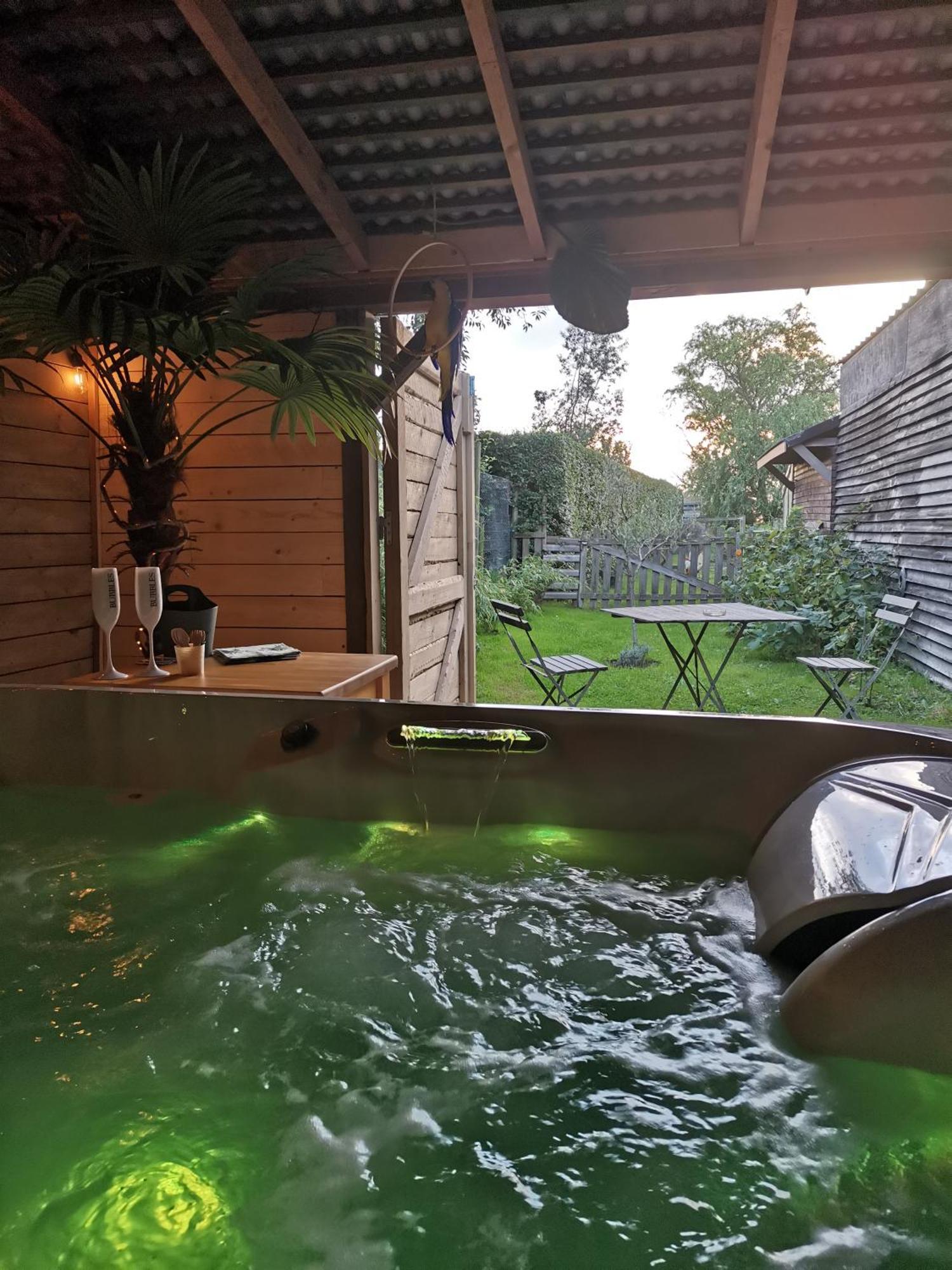 Entre Monts Et Collines B&B Et Spa En Option 외부 사진