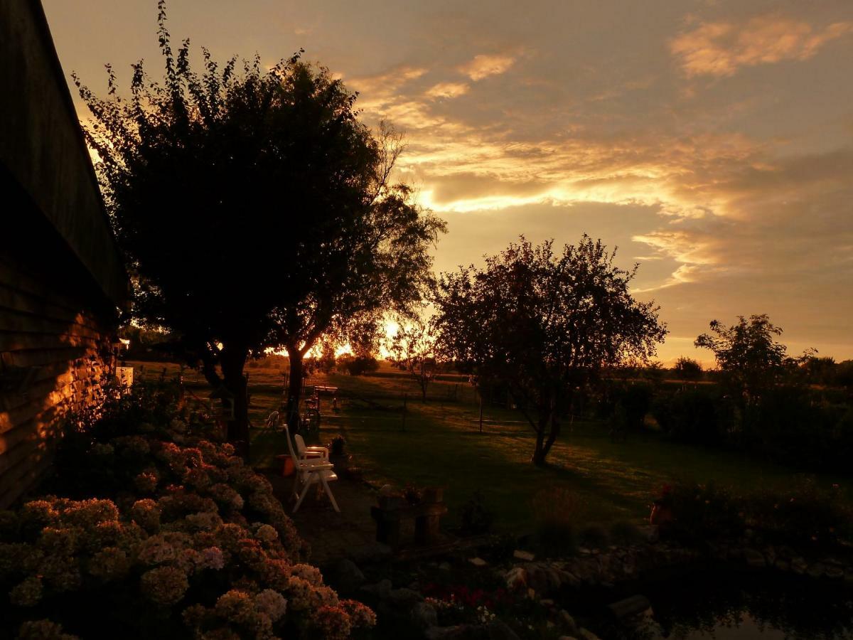 Entre Monts Et Collines B&B Et Spa En Option 외부 사진